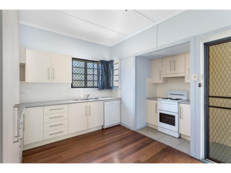 128 Wooster Street, Berserker QLD 4701